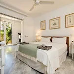 White Pearl Beach Elviria H1