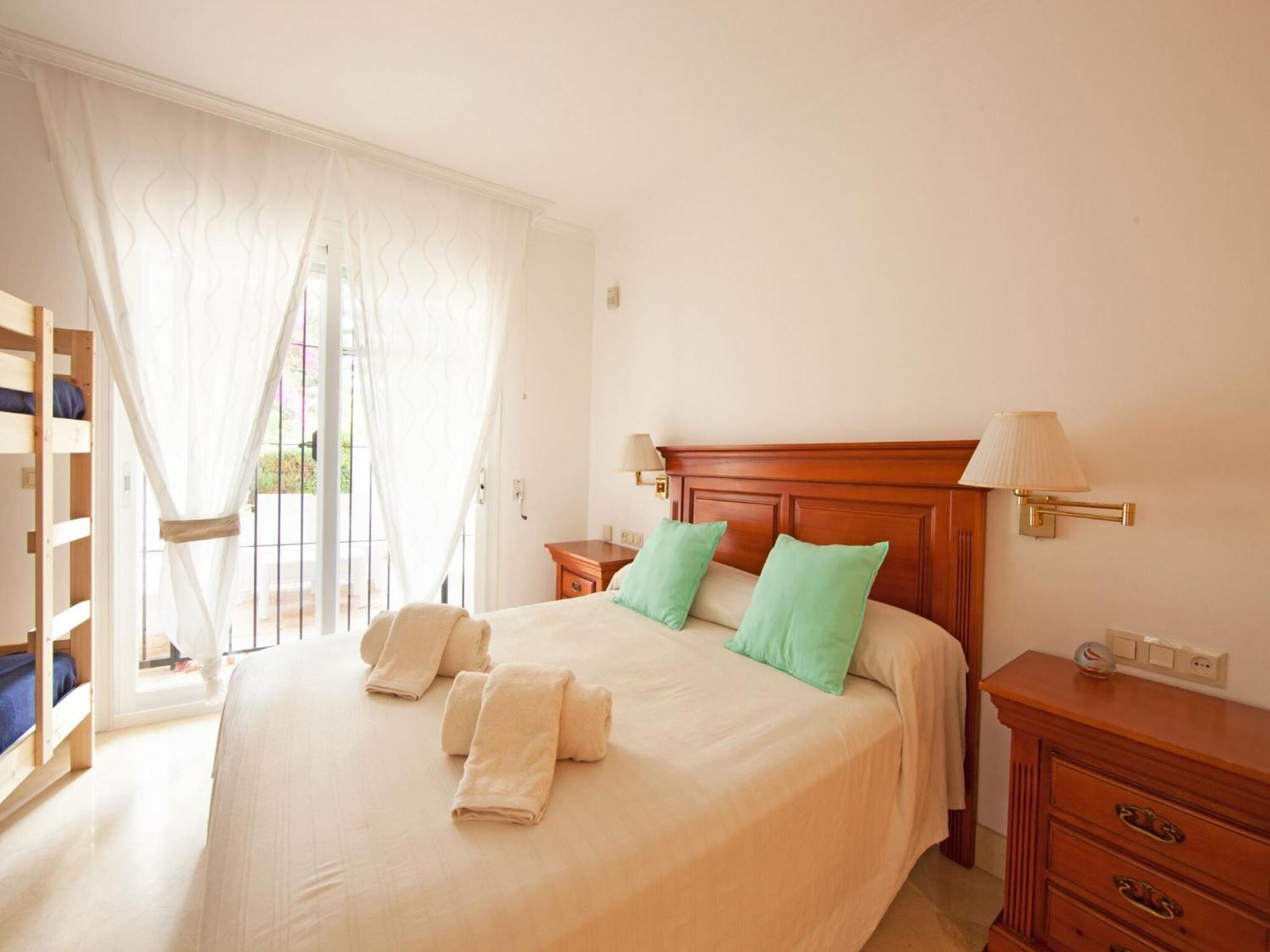 Apartment White Pearl Elviria H1 *